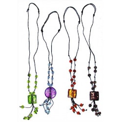 Collier verre et cordon