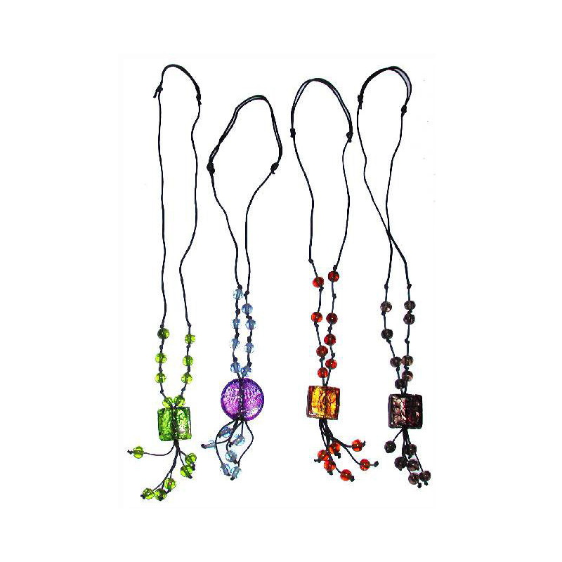 Collier verre et cordon