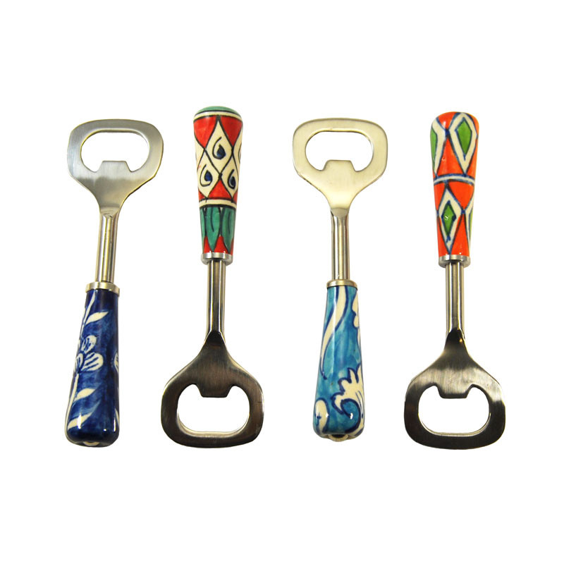 Decapsuleur avec manche en faience