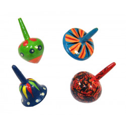Tres petites toupies decorees ala main