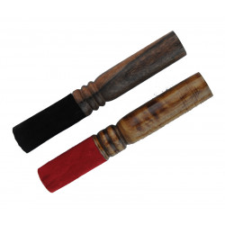 Baton pour bol tibetains (feutrine noir ou rouge)