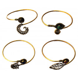 Bracelet jonc dore avec une pierre colore
