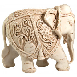 Statuette elephant en resine