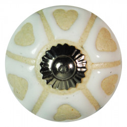 Boutons de tiroirs en faience blanc et beige motif coeur
