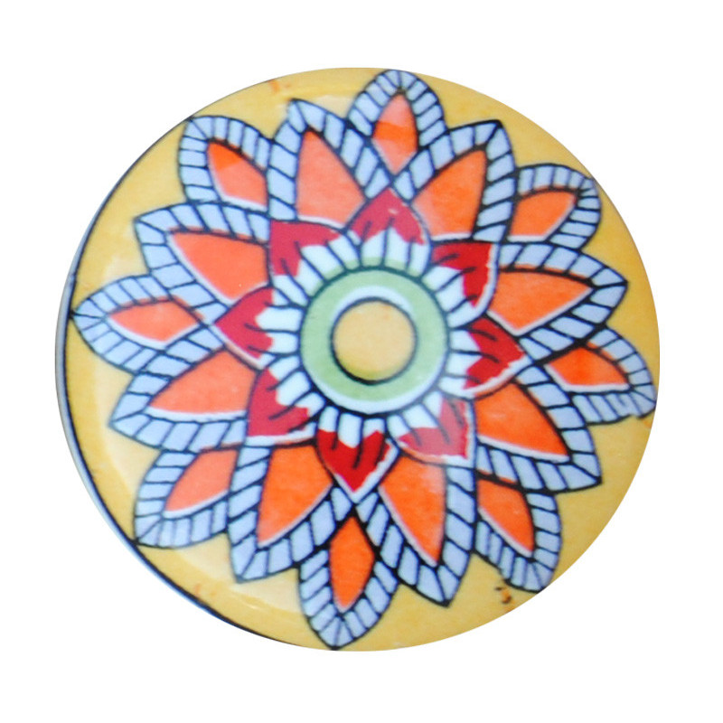 Pomos de cajón de loza amarilla con estampado de flores